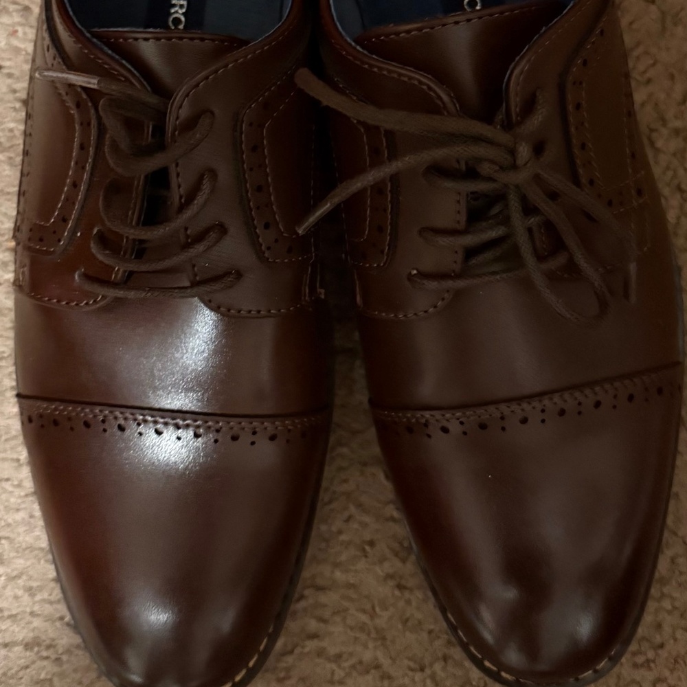 Boys Bruno Marc brand brown dress shoes size 6